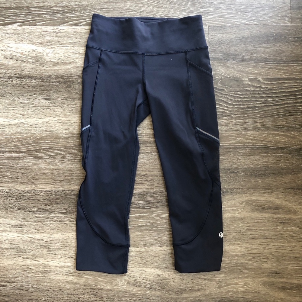 Lululemon 17” Navy Crops Navy 17”